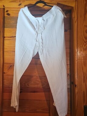 Women’s White Drawstring Linen Pants